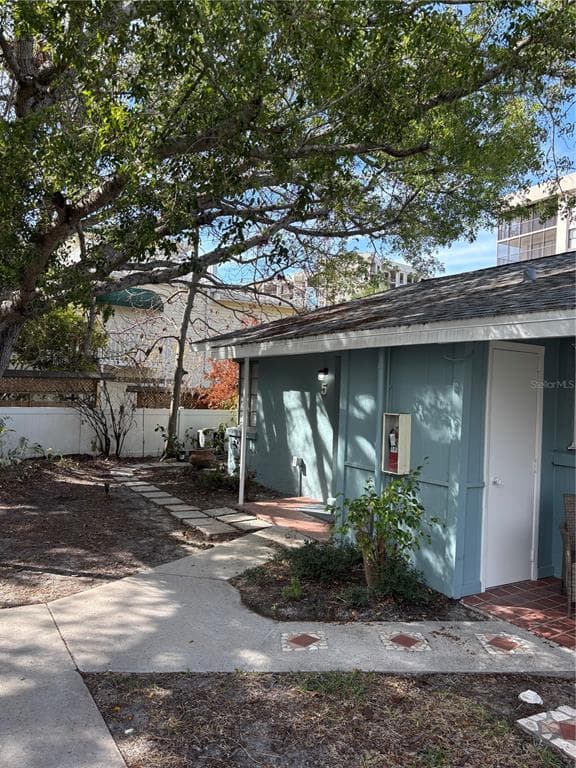 170 ROOSEVELT DRIVE # 5, SARASOTA, FL 34236