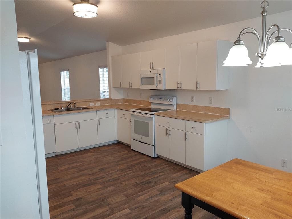 557 WINDERMERE DRIVE, LEHIGH ACRES, FL 33972 — zdjęcie 4