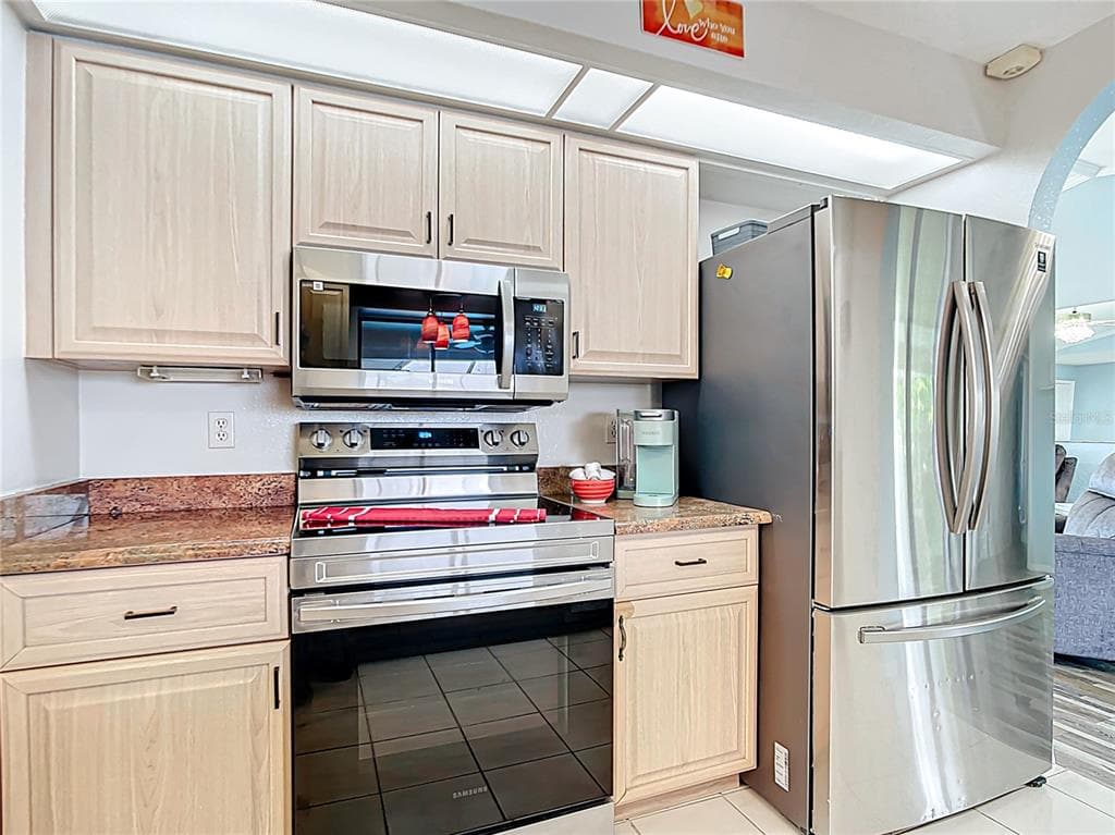 18790 COUNTRYMAN AVENUE, PORT CHARLOTTE, FL 33948 — zdjęcie 4