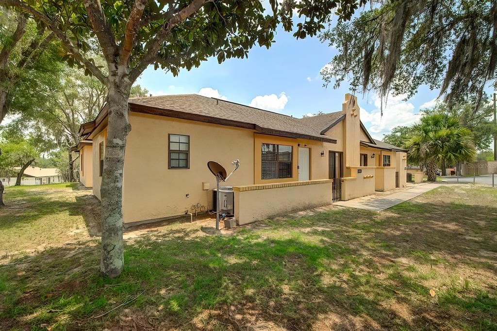 56 PINE TRACK # 101E, OCALA, FL 34472