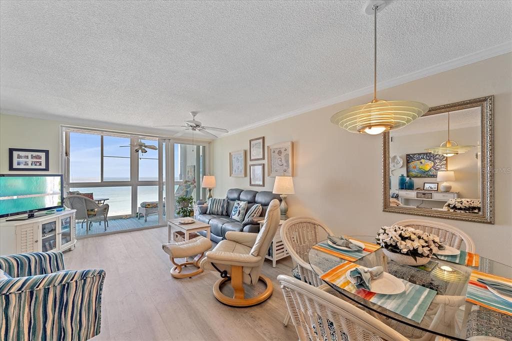 950 TARPON CENTER DRIVE # 504, VENICE, FL 34285 — zdjęcie 4