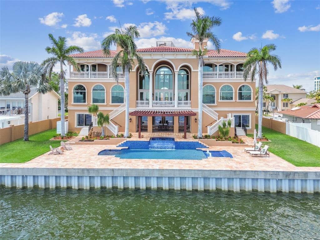 5810 MARINER STREET, TAMPA, FL 33609
