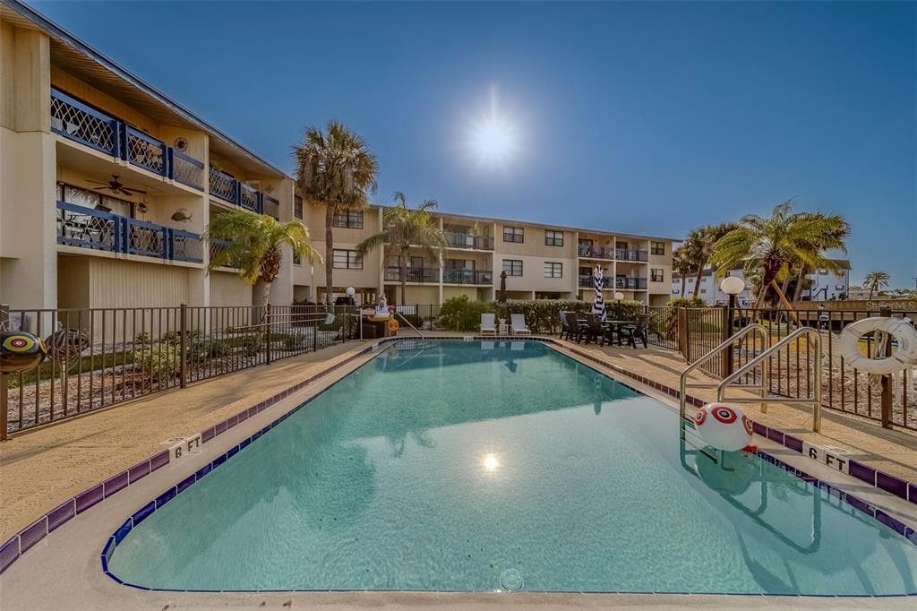 11650 CAPRI CIRCLE S # 105, TREASURE ISLAND, FL 33706 — zdjęcie 3
