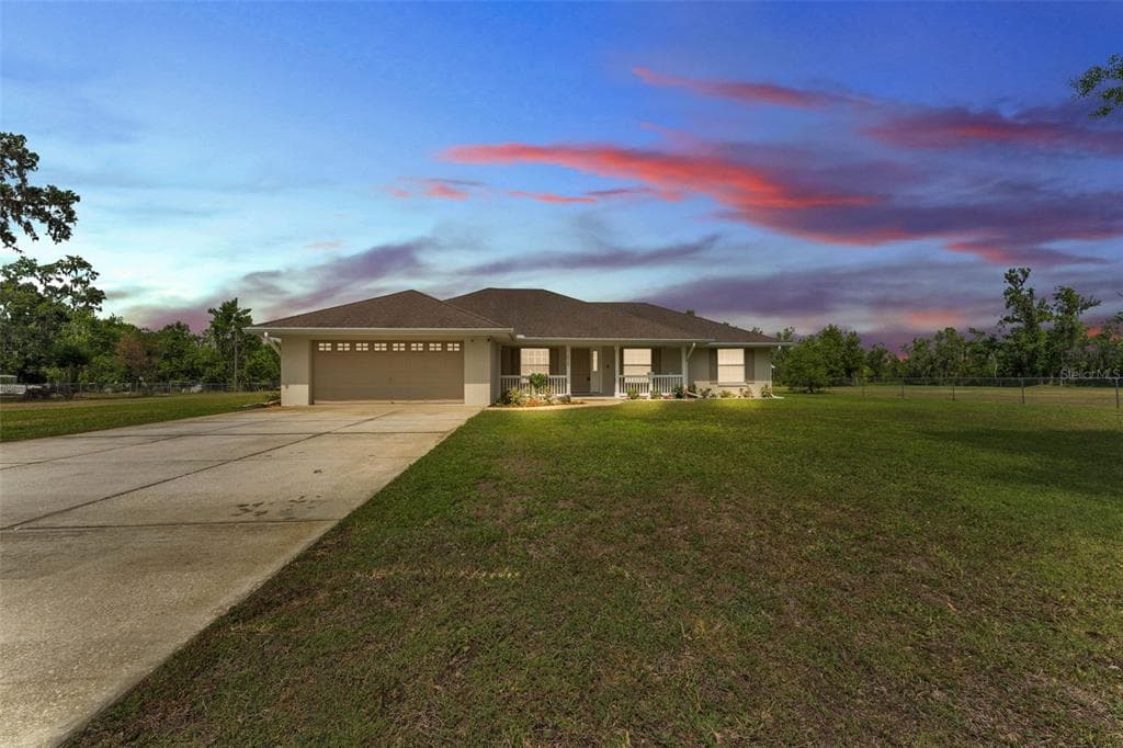 8904 CARROLWOOD DRIVE, LAKELAND, FL 33810