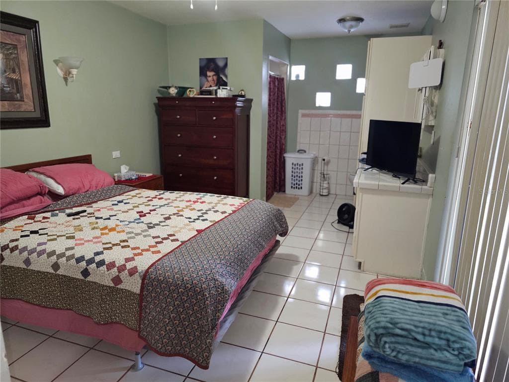 1114 27TH STREET SE # A, RUSKIN, FL 33570 — zdjęcie 4