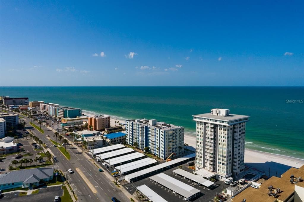 17408 GULF BOULEVARD # 203, REDINGTON SHORES, FL 33708 — zdjęcie 4