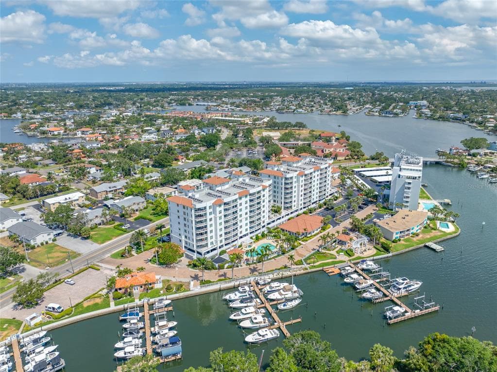 1325 SNELL ISLE BOULEVARD NE # 810, ST PETERSBURG, FL 33704 — zdjęcie 2