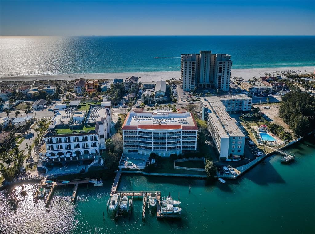 3805 GULF BOULEVARD # 504, ST PETE BEACH, FL 33706 — zdjęcie 5