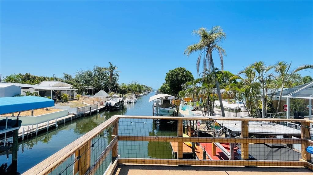 409 BRYN MAWR ISLAND, BRADENTON, FL 34207
