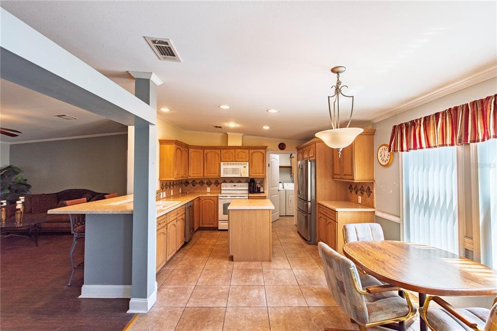 28 WINDMILL BOULEVARD, PUNTA GORDA, FL 33950 — zdjęcie 4
