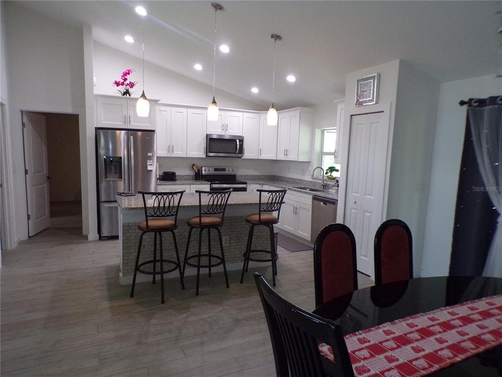 334 MILLPORT STREET NW, PORT CHARLOTTE, FL 33948 — zdjęcie 4