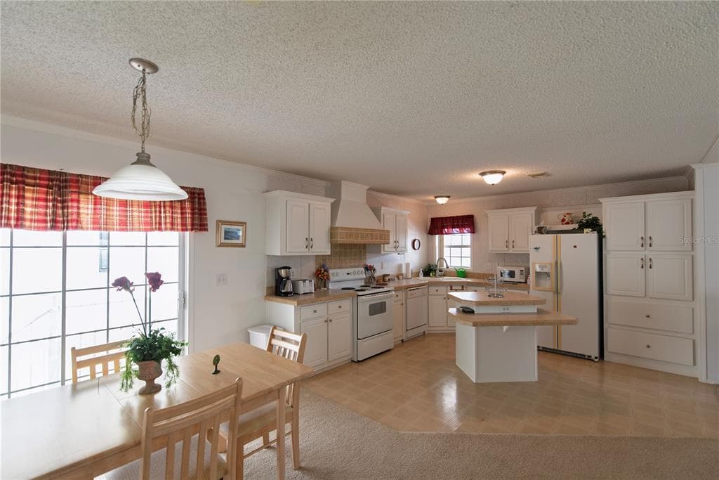 36 FREEMAN AVENUE, PUNTA GORDA, FL 33950 — zdjęcie 4
