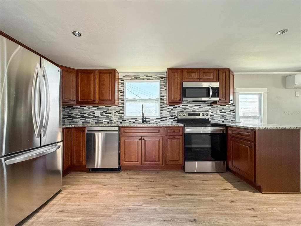 5141 OAKLAND HILLS AVENUE, SARASOTA, FL 34234 — zdjęcie 3