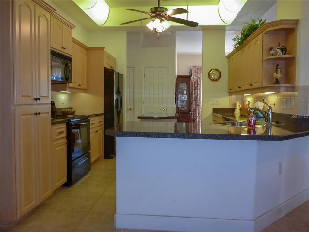 12271 CENTRALIA RD, WEEKI WACHEE, FL 34614 — zdjęcie 5