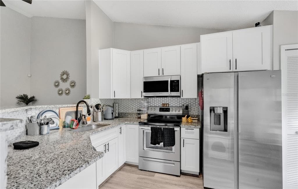 9616 RIVER WALK COURT, ORLANDO, FL 32825 — zdjęcie 3