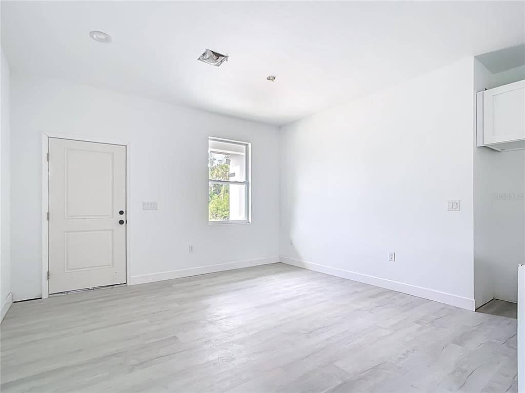 16134 LIBOURN AVENUE, PORT CHARLOTTE, FL 33954 — zdjęcie 3