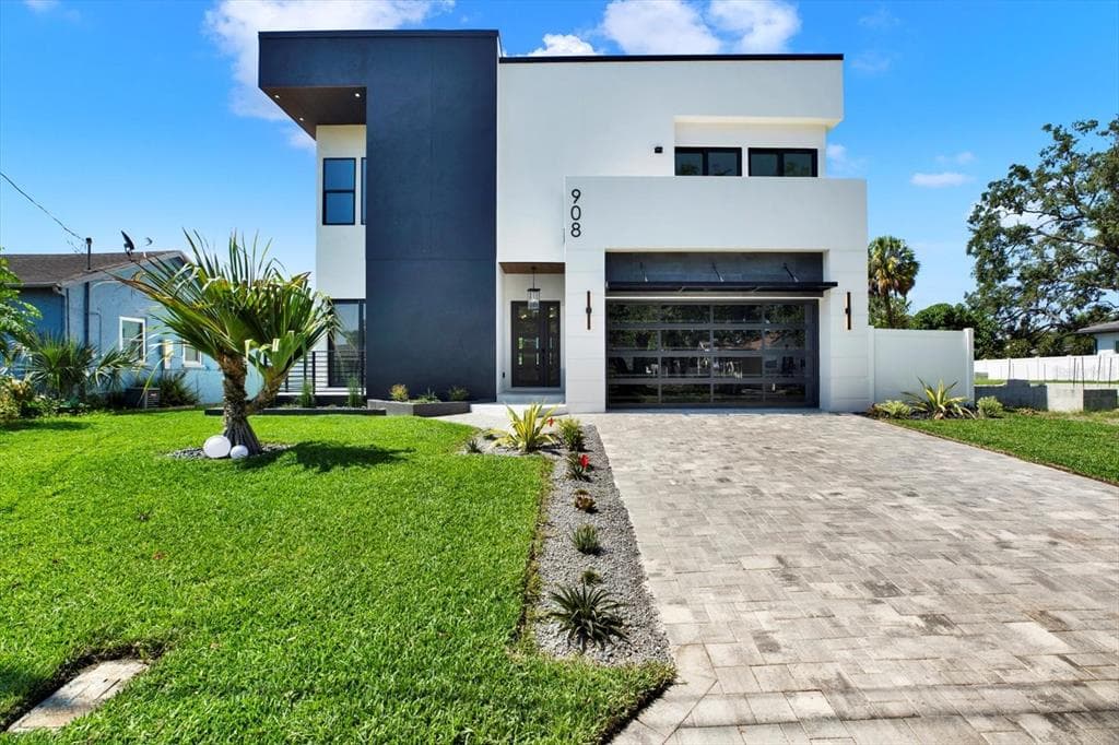 908 W FRIBLEY STREET, TAMPA, FL 33603