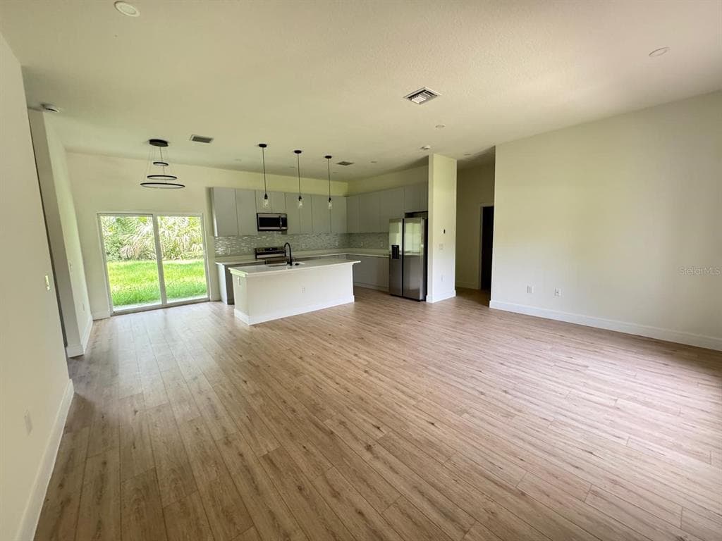 353 WARRINGTON BOULEVARD, PORT CHARLOTTE, FL 33954 — zdjęcie 3
