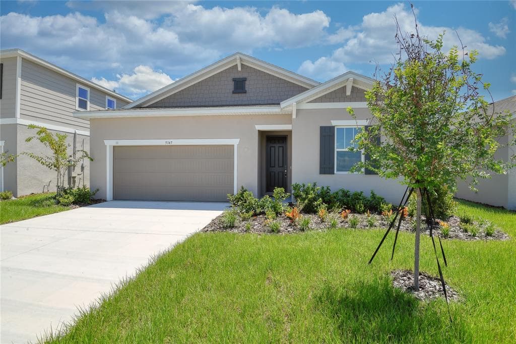 5147 KINSLEY DRIVE, WINTER HAVEN, FL 33884