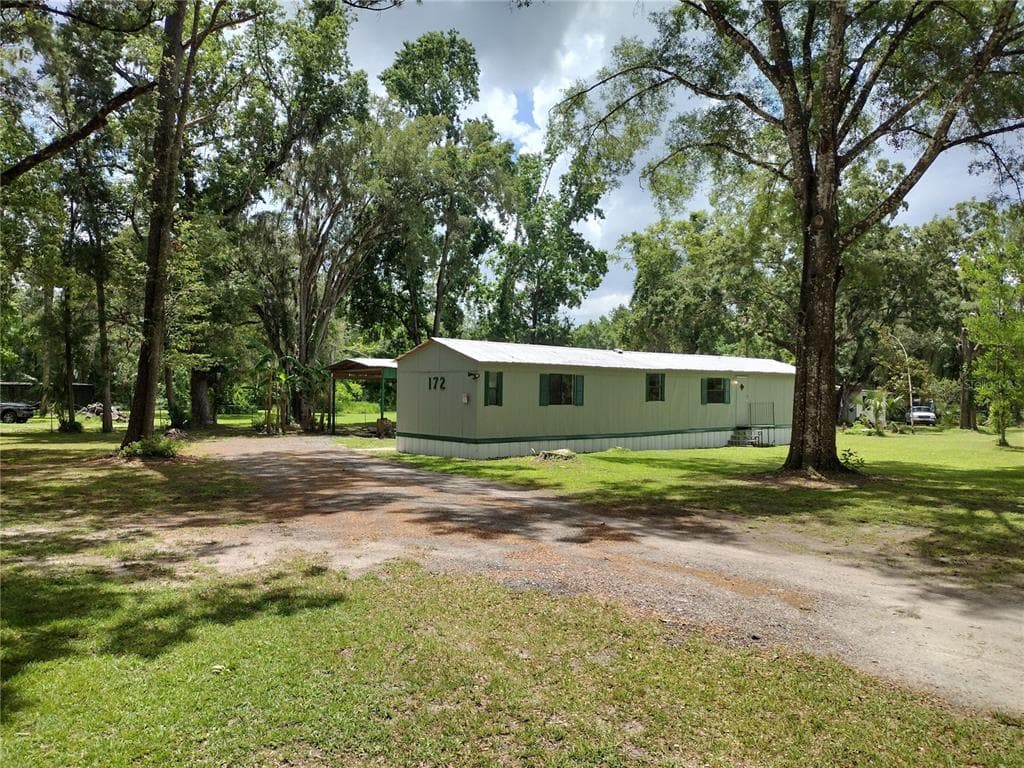 172 ESTATES AVENUE, BROOKSVILLE, FL 34601