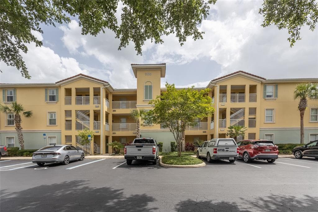 1100 CANOPY WALK LANE # 1113, PALM COAST, FL 32137