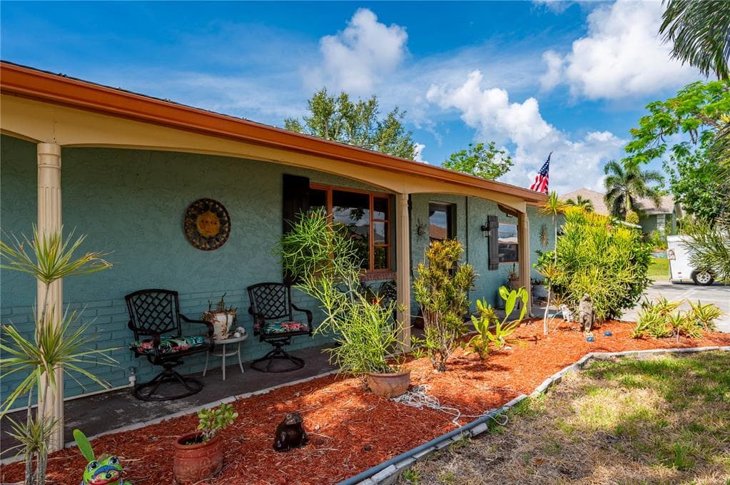611 BONITA COURT, PUNTA GORDA, FL 33950 — zdjęcie 3