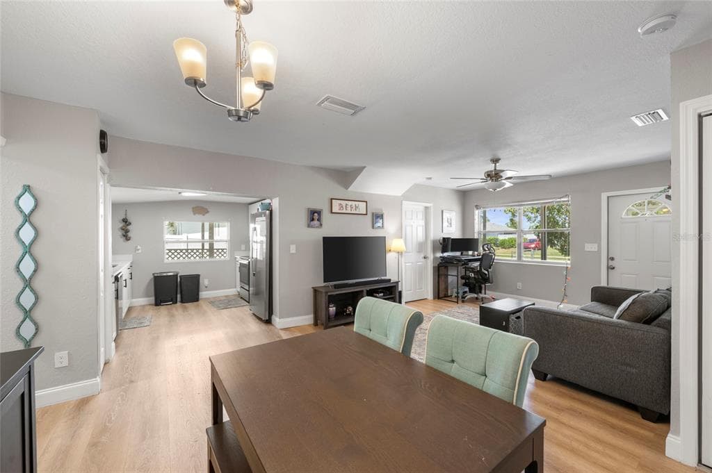 8725 AERO AVENUE, NORTH PORT, FL 34287 — zdjęcie 5