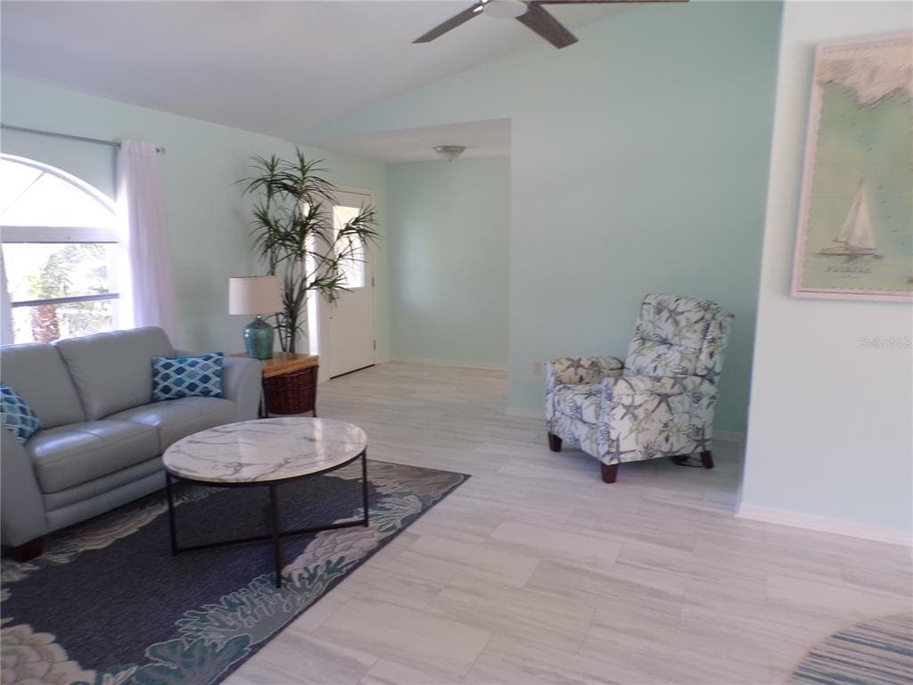 15624 HENNIPEN CIRCLE, PORT CHARLOTTE, FL 33981 — zdjęcie 5
