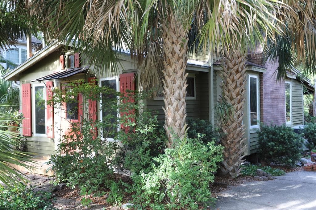 272 ORANGE STREET # A-B, PALM HARBOR, FL 34683
