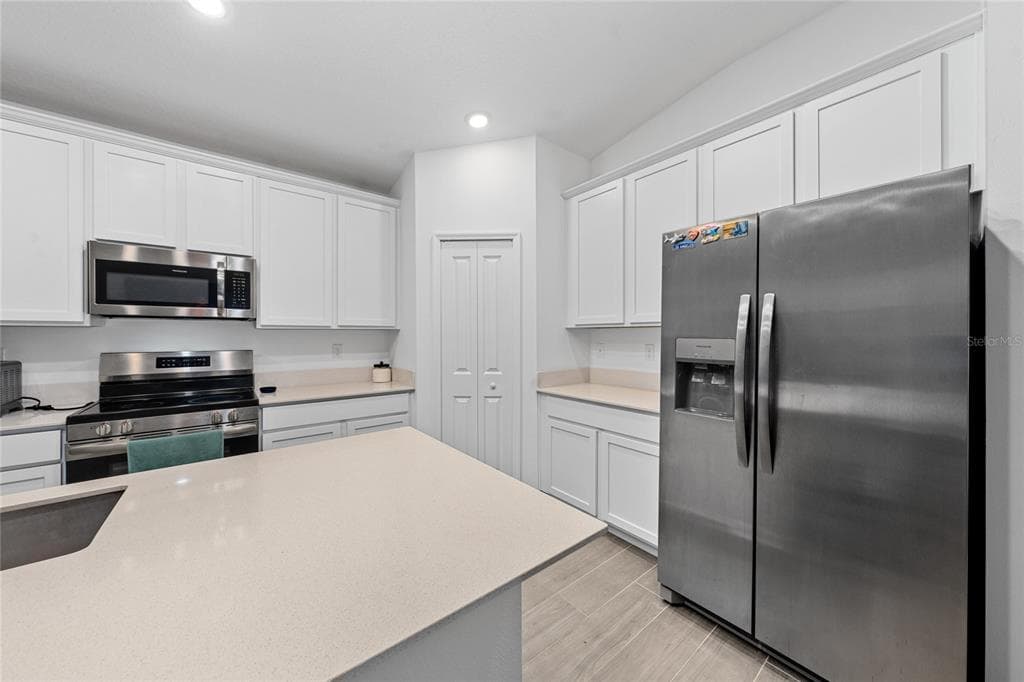 3977 WILLOWBROOK DRIVE, EDGEWATER, FL 32141 — zdjęcie 2