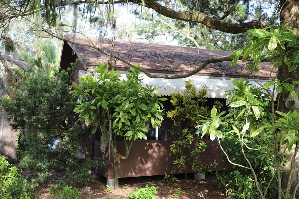260 ORANGE STREET, PALM HARBOR, FL 34683