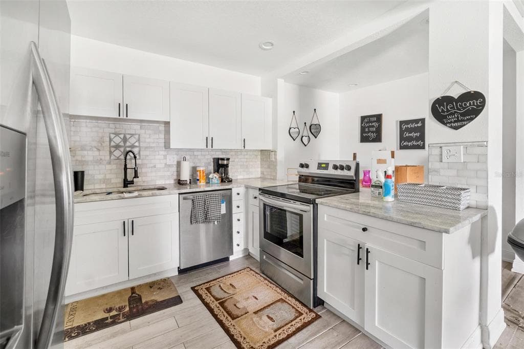 6426 S HIMES AVENUE, TAMPA, FL 33611 — zdjęcie 5