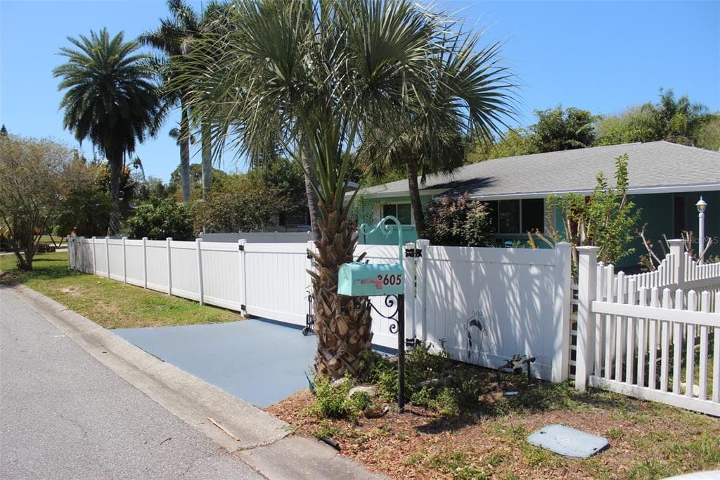 3605 IROQUOIS AVENUE, SARASOTA, FL 34234 — zdjęcie 2