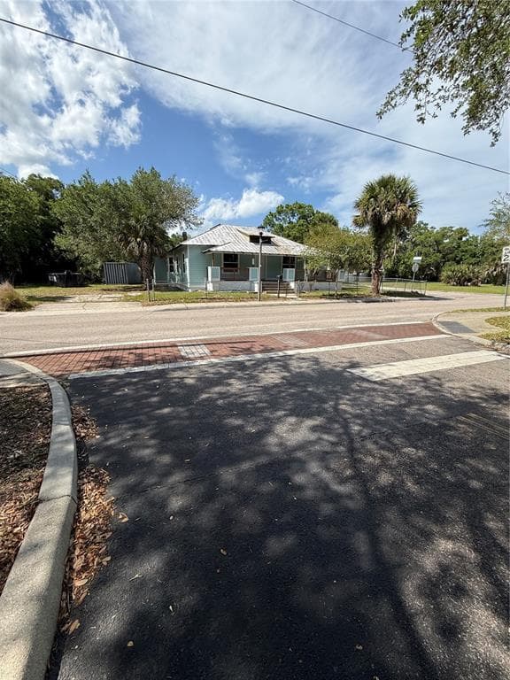 585 WASHINGTON STREET, NEW SMYRNA BEACH, FL 32168 — zdjęcie 3