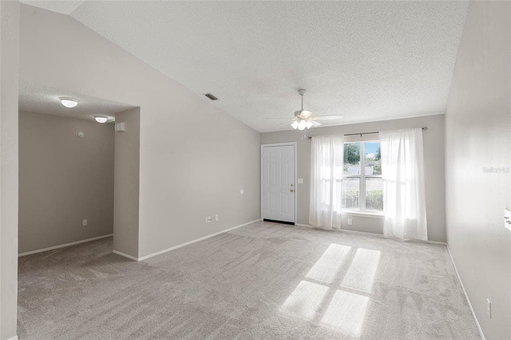 1726 TROPICAL COURT, TAVARES, FL 32778 — zdjęcie 5