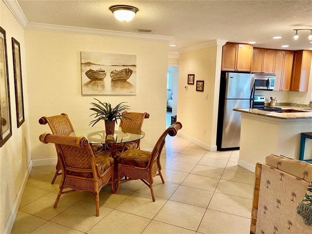 9060 BLIND PASS ROAD # 25, ST PETE BEACH, FL 33706 — zdjęcie 4
