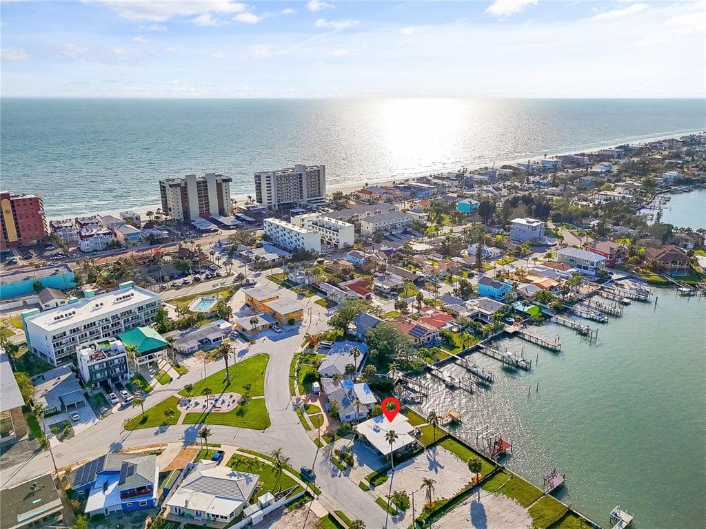 15305 HARBOR DRIVE, MADEIRA BEACH, FL 33708