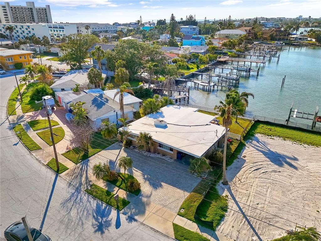 15305 HARBOR DRIVE, MADEIRA BEACH, FL 33708 — zdjęcie 4