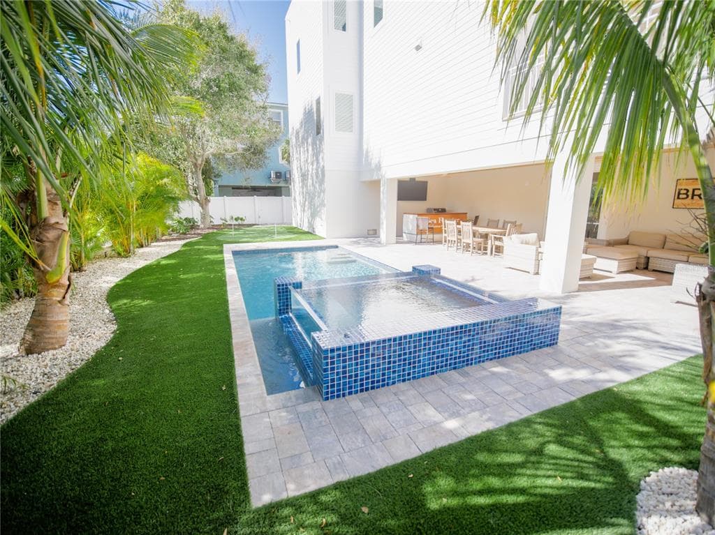 111 6TH STREET N, BRADENTON BEACH, FL 34217 — zdjęcie 4