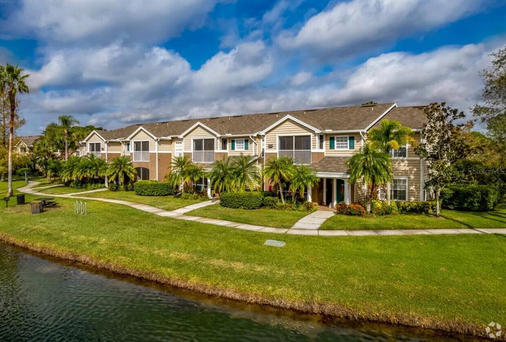 8815 MANOR LOOP # 104, LAKEWOOD RANCH, FL 34202 — zdjęcie 2