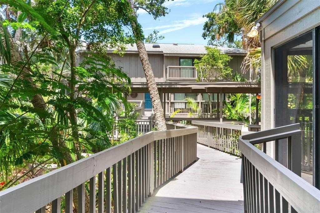 1347 LANDINGS DRIVE # 6, SARASOTA, FL 34231 — zdjęcie 4