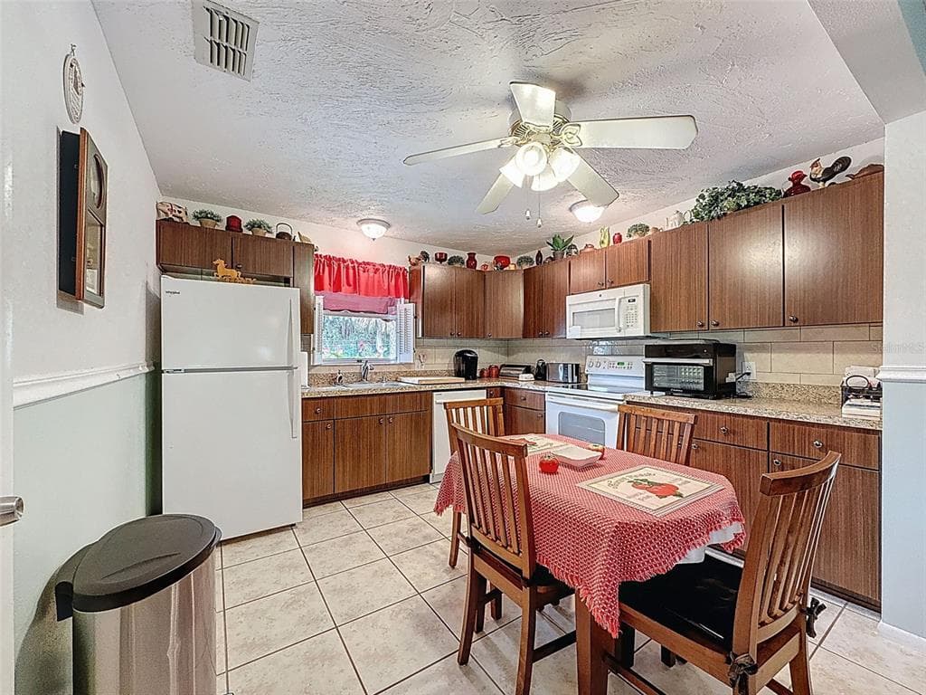 7135 TRENTON PLACE, NEW PORT RICHEY, FL 34653 — zdjęcie 3