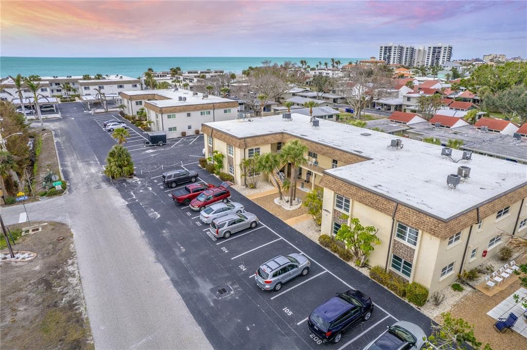 616 FLAMINGO DRIVE # 102, VENICE, FL 34285