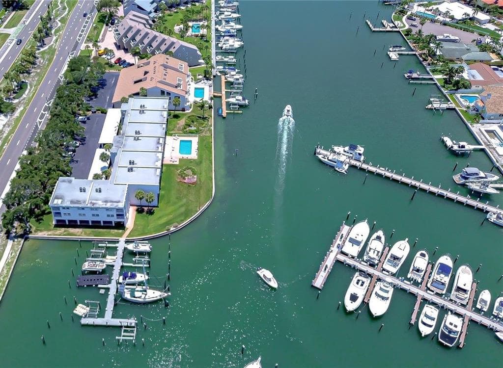 340 PINELLAS BAYWAY S # 304, ST PETERSBURG, FL 33715 — zdjęcie 2