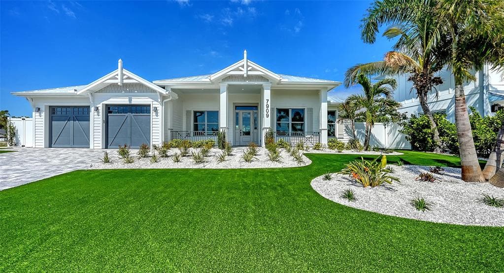 8009 20TH PLACE W, BRADENTON, FL 34209