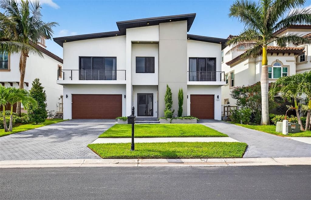 131 FOREST HILLS DRIVE, REDINGTON SHORES, FL 33708