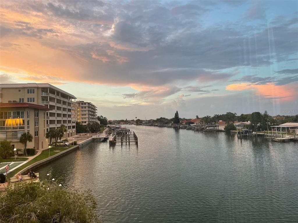 105 ISLAND WAY # 138, CLEARWATER BEACH, FL 33767 — zdjęcie 2