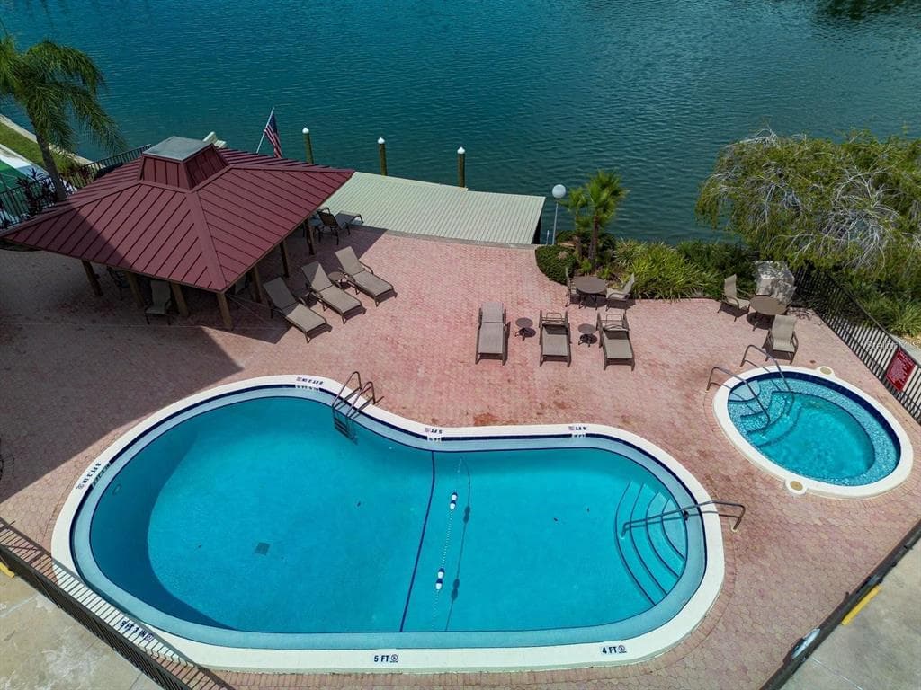 105 ISLAND WAY # 138, CLEARWATER BEACH, FL 33767 — zdjęcie 5