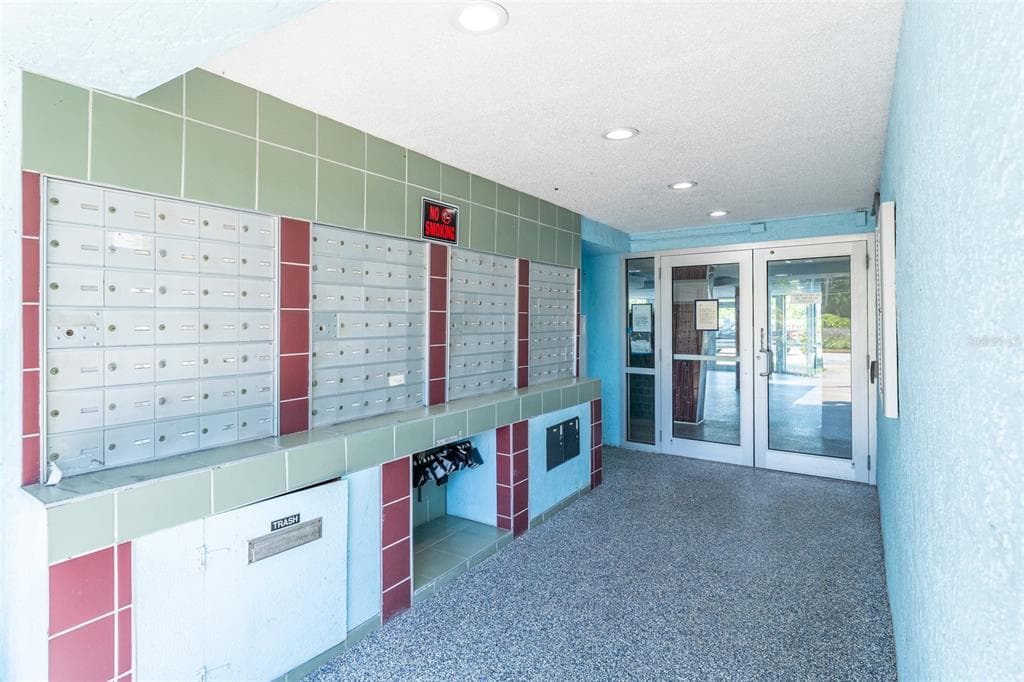 3315 58TH AVENUE S # 512, ST PETERSBURG, FL 33712 — zdjęcie 4