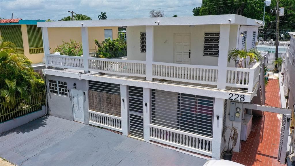 228 CALLE 25, GUAYNABO, PR 00969